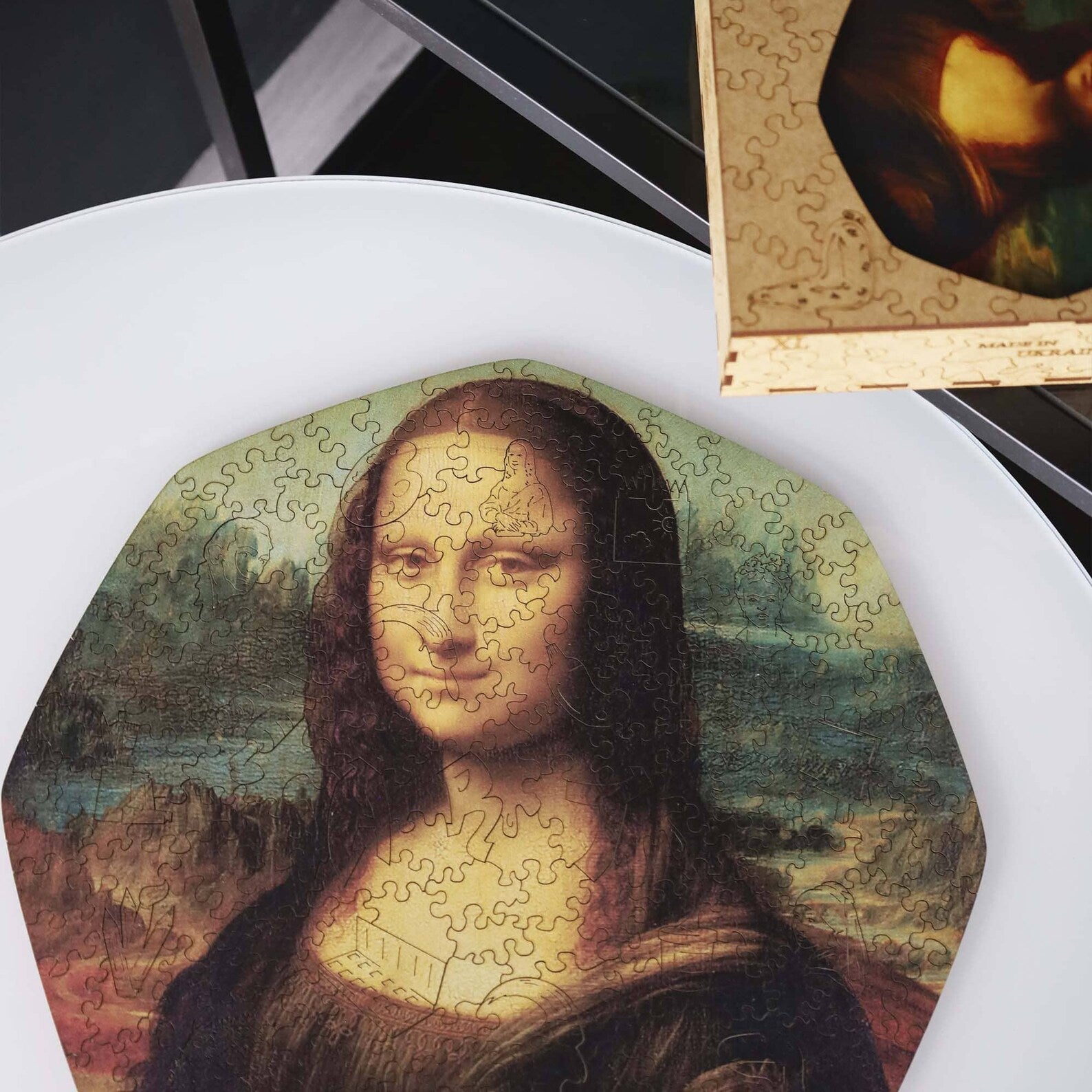 WOODEN JIGSAW PUZZLE MONA LISA