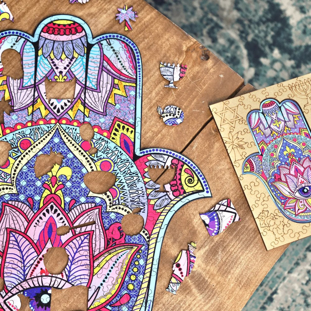 WOODEN JIGSAW PUZZLE HAMSA